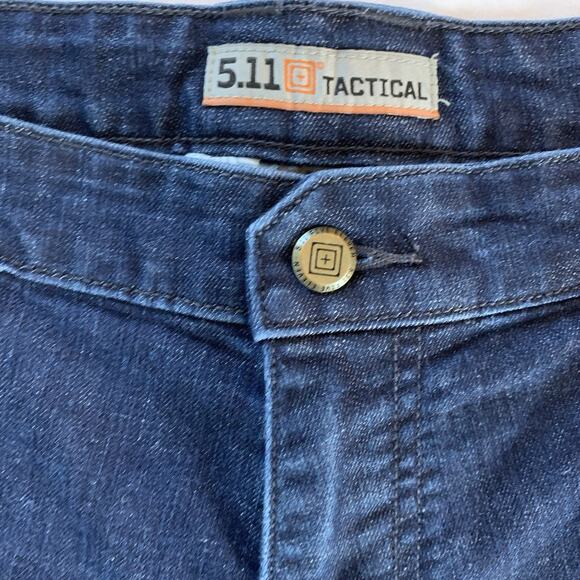 5.11 Tactical Defender Flex Regular Jeans Men’s 42x27 Dark Blue Stretch 74477 - Picture 6 of 15